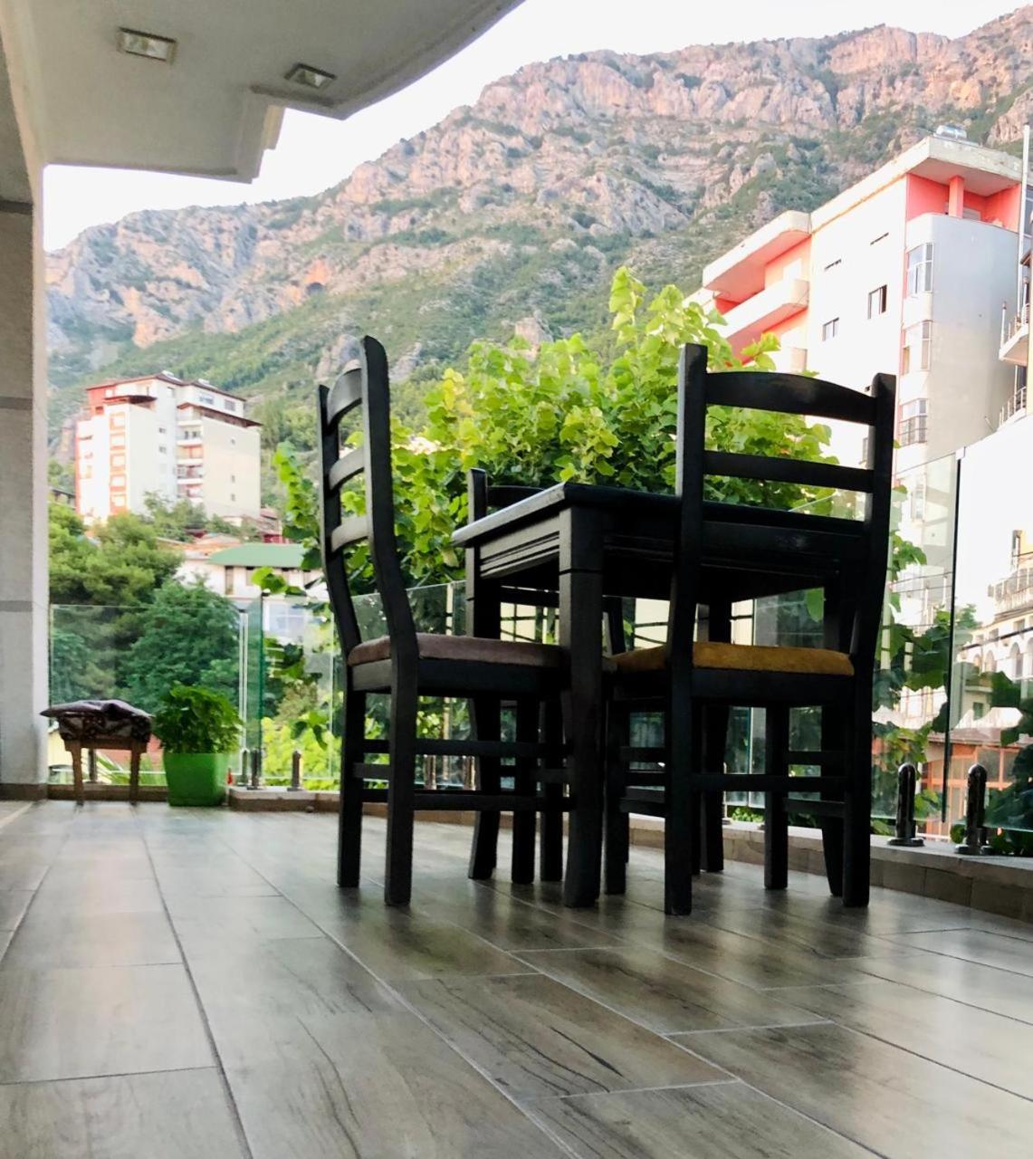 Rooms By Lion Krujë Buitenkant foto