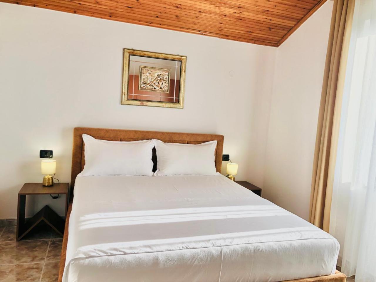 Rooms By Lion Krujë Buitenkant foto